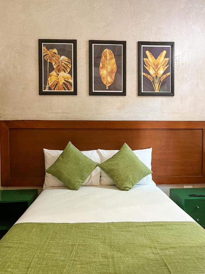Hotel Kookay Valladolid Екстериор снимка